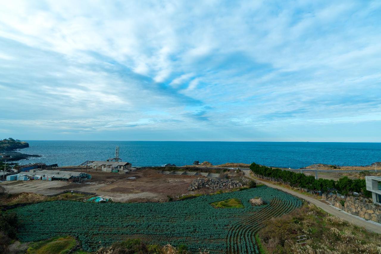 Cocoon Hotel Jeju Exterior photo