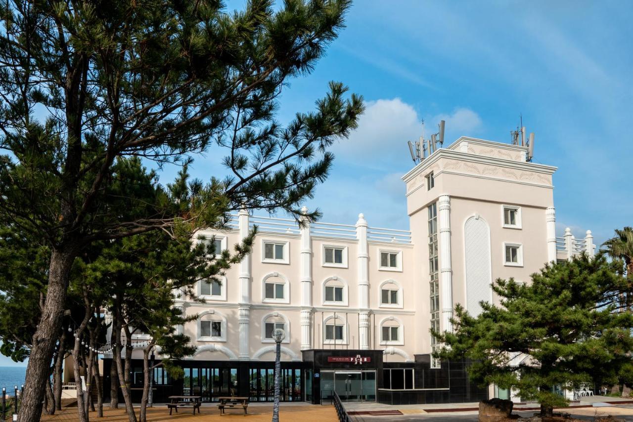 Cocoon Hotel Jeju Exterior photo